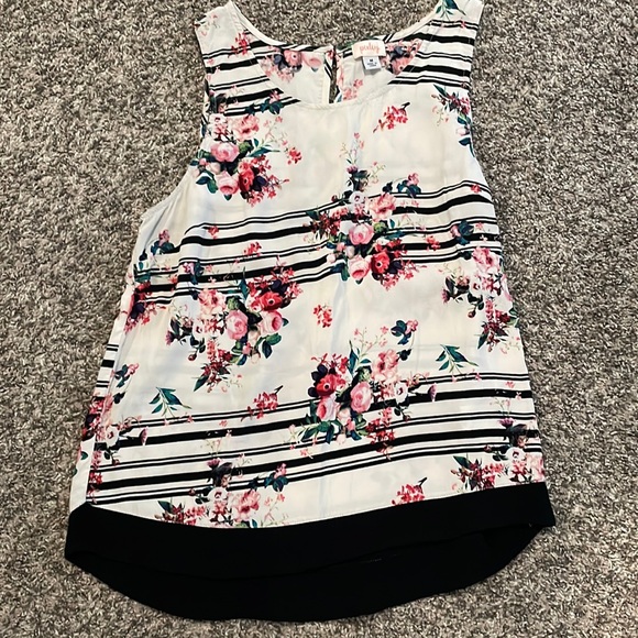 Pixley Floral Tank Top. Size Medium - Picture 1 of 4